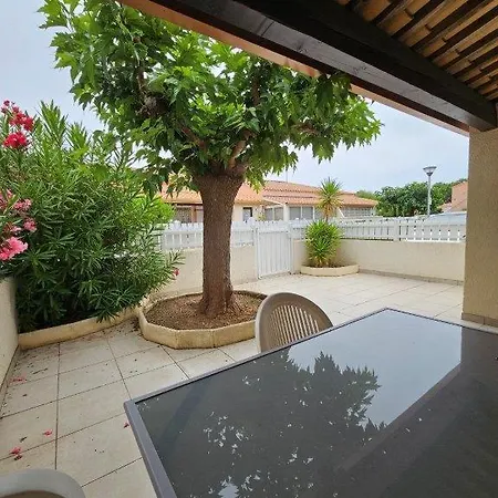 Perles Du Soleil Jolie T2 Mezzanine Piscine Rochelongue Cap D'agde