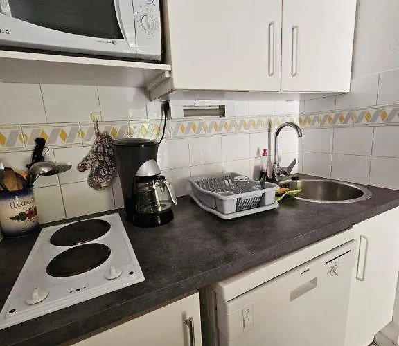 Perles Du Soleil Jolie T2 Mezzanine Piscine Rochelongue Cap D'agde * Agde